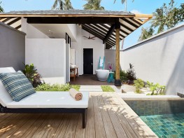 beach-garden-pool-villa-1