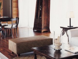 34. COMO Villa Living Room