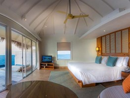 2-maldives-deluxe-water-villa-07-640x457