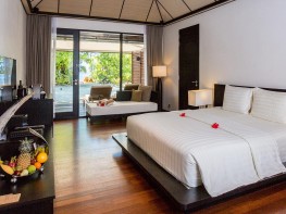 beach-villa-interior_1600x900