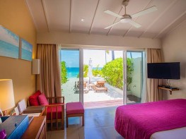 4-maldives-ocean-front-beach-villa-640x457