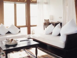 One Bedroom Villa Living Room