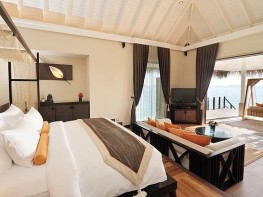 sunset lagoon suite3