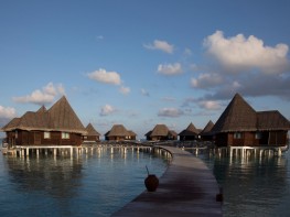 coco_palm_dk_sunset_lagoon_villa4444__large