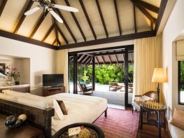 Anantara_Kihavah_Madives_3BR_Residence_2nd_Bedroom_G-AKH_3081