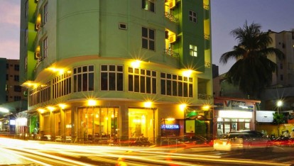 THE BEEHIVE HOTEL